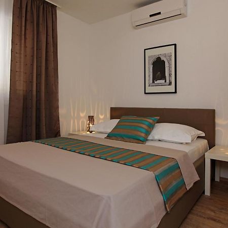 Iris Apartments Bol (Adults Only) 외부 사진