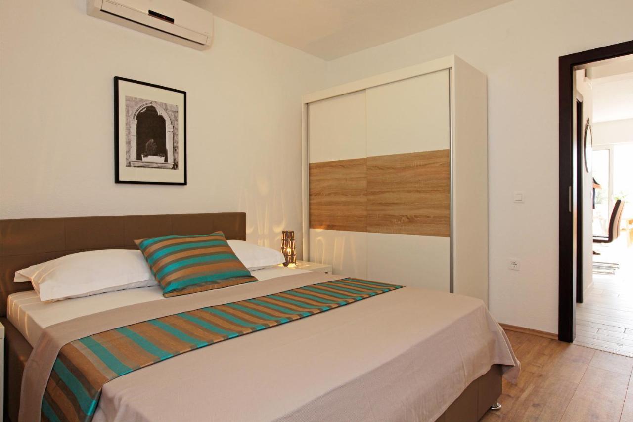 Iris Apartments Bol (Adults Only) 외부 사진