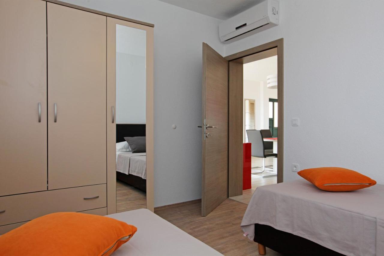 Iris Apartments Bol (Adults Only) 외부 사진